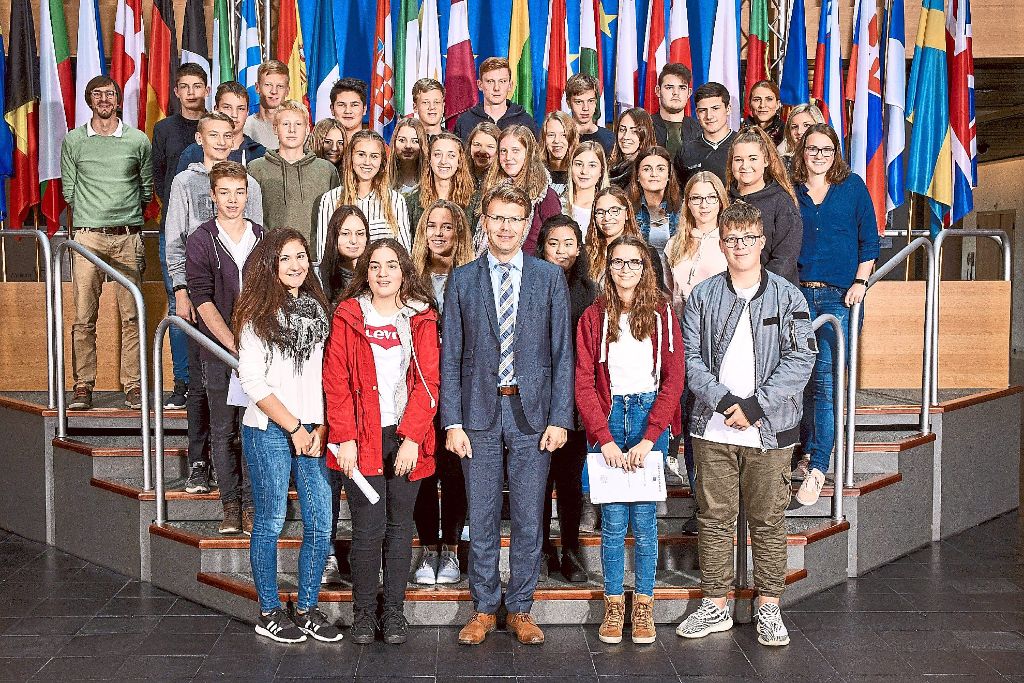 Die Gruppe mit dem Europaabgeordneten Daniel Caspary MdEP (CDU) im Europäischen Parlament in Straßburg. Foto: Creutz Foto: Schwarzwälder-Bote