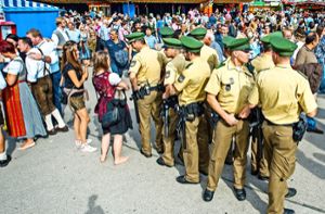 Die Polizei wird auf dem Oktoberfest vom 17. September bis 3. Oktober stärker als sonst präsent sein. Foto: dpa