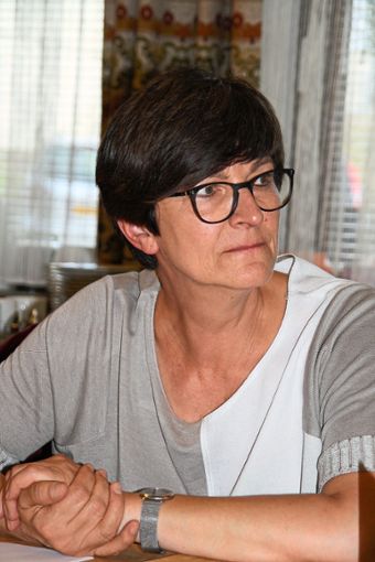 Blick zurück: die SPD-Abgeordnete Saskia Esken.  Foto: SPD Foto: Schwarzwälder Bote