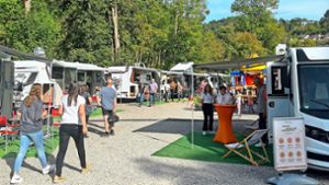 Bei der Herbstmesse von Müller Rent konnten sich die Besucher einen Überblick über die verschiedenen Mietwohnmobile und -wagen machen. Foto: Müller