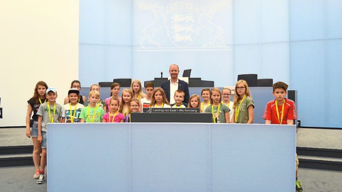 Junge Besucher im Landtag