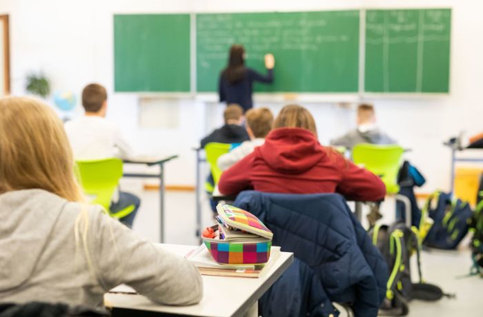 Schulreformen in Baden-Württemberg: Wirtschaft: Digitales soll Pflichtfach werden wie   Lesen und Rechnen