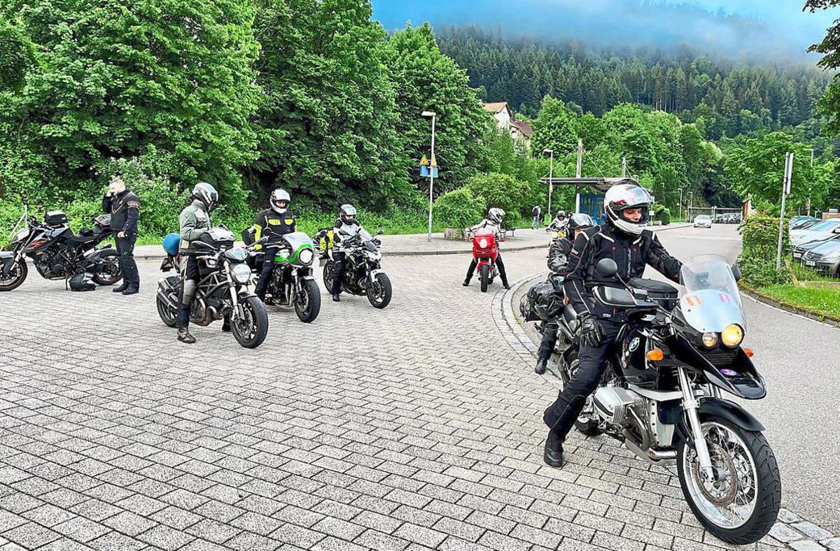 Die Wolfacher Motorradgruppe ist am Mittwochmorgen nach Cavalaire in Frankreich gestartet.