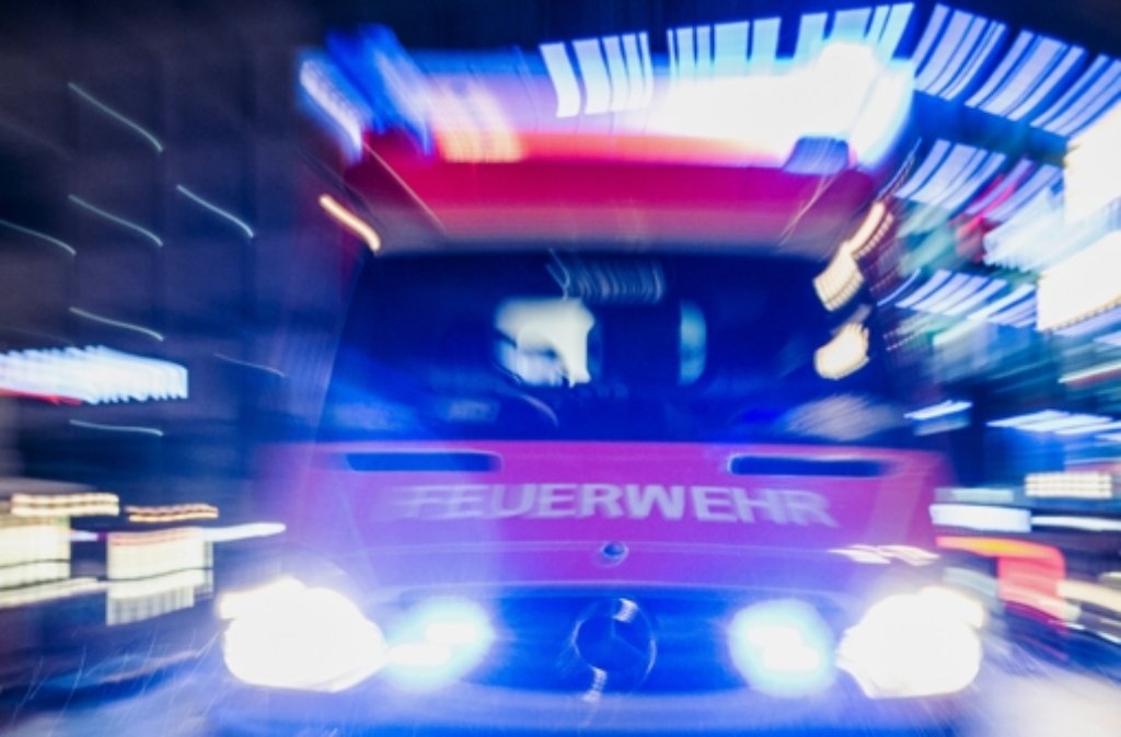 Blaulicht aus der Region Stuttgart: Hunderttausende Euro Schaden nach Brand