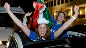 Polizei löst Italien-Autokorso auf