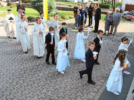 In Salzstetten empfingen acht Kinder ihre Erstkommunion. Foto: Wagner Foto: Schwarzwälder-Bote