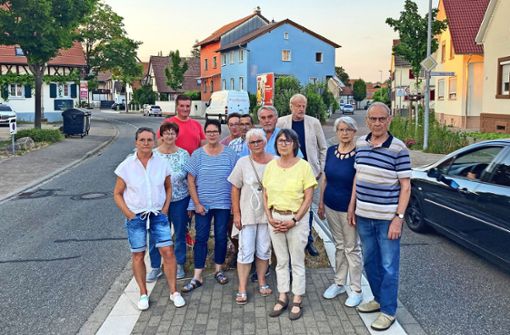 Nach der Entscheidung des Gemeinderats gegen feste Blitzer entlang der B 3 in Friesenheim haben sich die Anwohner getroffen und darüber beraten, wie sie damit umgehen werden. Foto: Bohnert-Seidel