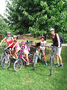 Bei der Ferienprogramm-Aktion des ASC Betra ging es mit den Fahrrädern nach Empfingen. Foto: ASC Foto: Schwarzwälder Bote