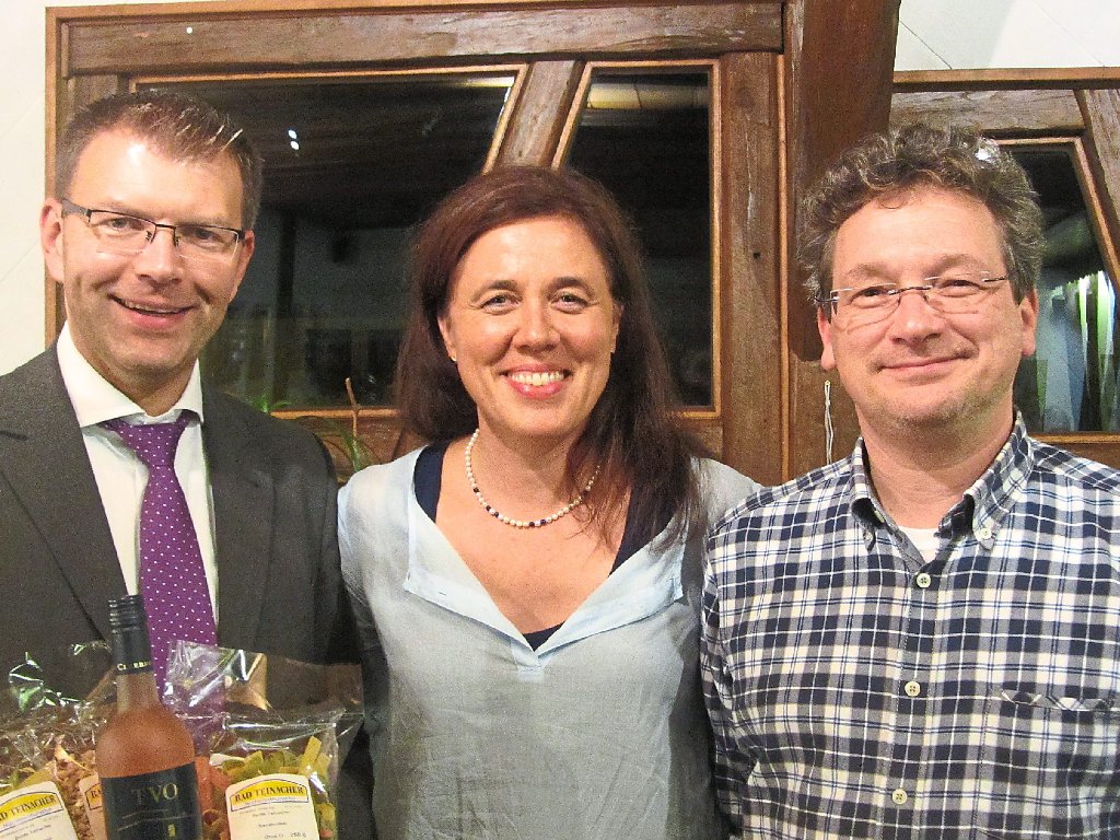 Daniel Caspary, Heike Gäbler und Andreas Blaurock (von links) freuen sich über das Interesse an der TTIP-Veranstaltung. Foto: FU Foto: Schwarzwälder-Bote