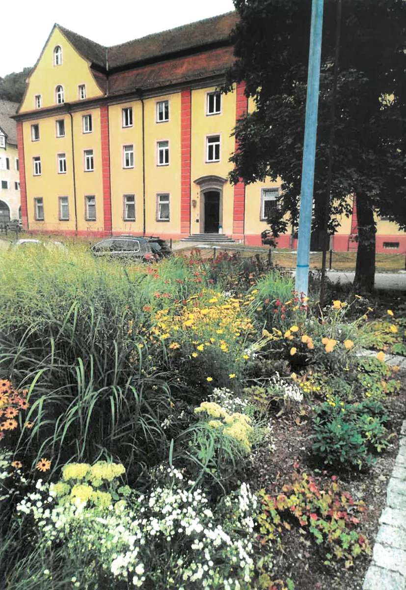 Staudenbeete – wie hier am Klosterbau – ersetzen in einigen Teilen in der Stadt die Wechselflorbeete. Fotos: Stadt