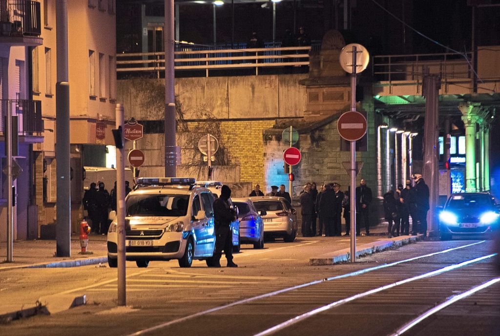 Wenige Meter von der Bahnbrücke entfernt, in der  Rue de Lazaret, kam der Flüchtige  bei einem Schusswechsel  ums Leben.