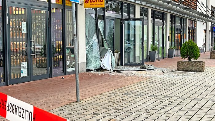Erneut Geldautomat im Mietersheimer Fachmarktzentrum gesprengt