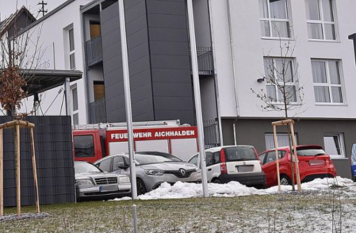 Die Feuerwehr Aichhalden, die Leitungsgruppe, die Drehleiter aus Schramberg, Rettungsdienst und Polizei waren im Einsatz. Foto: Wegner