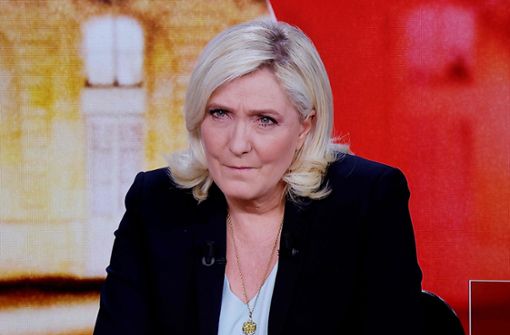Le Pen war im Unterschied zu ihrem ersten, verpatzten Duell im Jahre 2017 gut in Form und zeigte sich dem wortgewandten Präsidenten meist ebenbürtig. Foto: dpa/Ludovic Marin