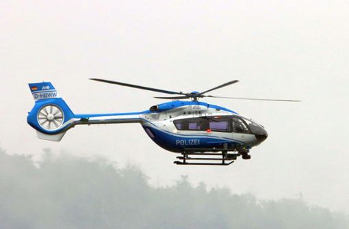 Mit einem Hubschrauber wurde in der Nacht nach der Vermissten gefahndet. (Symbolfoto) Foto: Schleeh