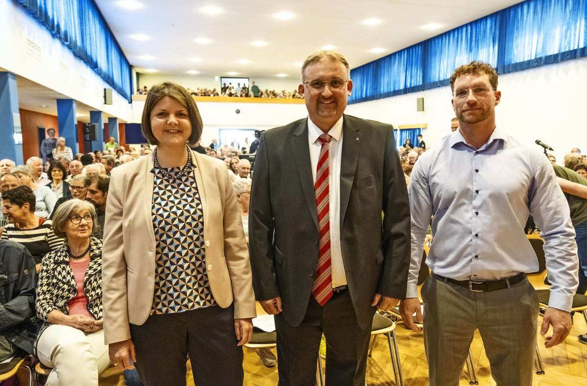 Barbara Ogbone (von links), Rüdiger Klahm und Dominic Schehrer standen dem Publikum Rede und Antwort. Foto: Thomas Fritsch