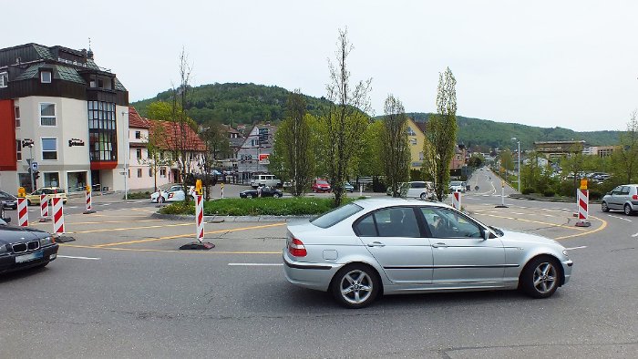 Großer Kreisverkehr in Ebingen soll einspurig bleiben