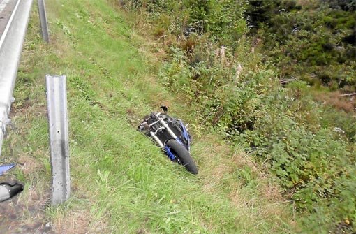 Ein Motorradfahrer wurde schwer verletzt. Symbolbild.  Foto: Polizei