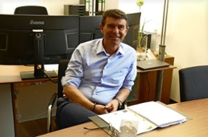 Bürgermeister Dieter Bischoff kandidiert für die vierte Amtszeit in Pfalzgrafenweiler. Foto: Sabine Stadler