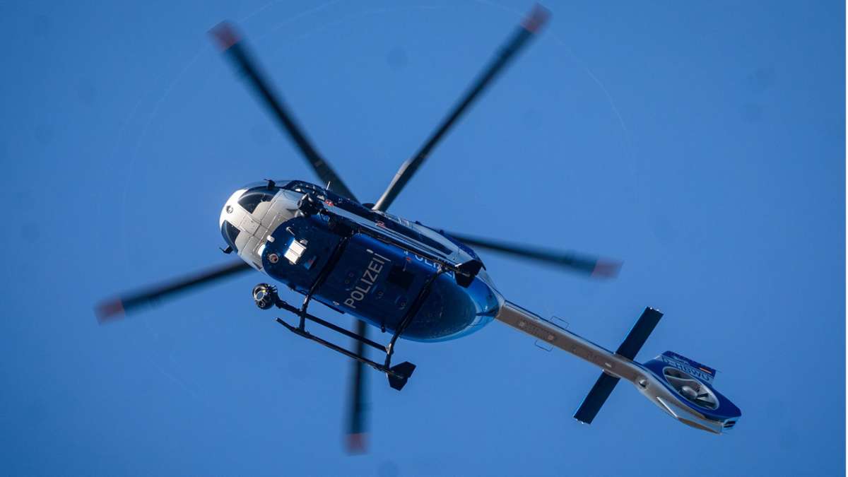 Verkehr im Zollernalbkreis: Deshalb kreist der Polizei-Hubschrauber über der B27