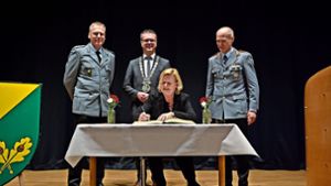 Jägerbataillon 292  und Stadt Rottenburg unterzeichnen Patenschaft
