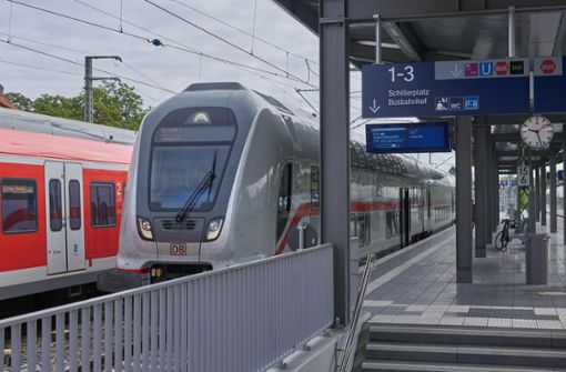 Die Gäubahn soll ab 2025 nur noch bis Vaihingen fahren. Bis der Pfaffensteigtunnel 2035 fertig wird. Stuttgart blockiert massiv eine Interimslösung. Foto: Lück