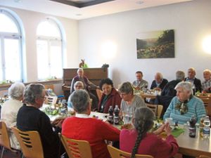 Vor Ostern fand nochmal der Seniorentreff im Fürnsaler  Bürgerhaus statt. Foto: Stöhr Foto: Schwarzwälder Bote