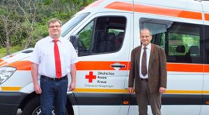 Gerhard Dett und Jörg Alisch hoffen auf Helfer und Bluspender für das Rote Kreuz Nusplingen. Foto: Moser Foto: Schwarzwälder Bote