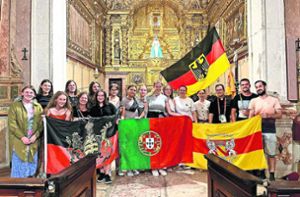 Auch die badische Fahne brachten die Besucher aus dem Kinzigtal nach Lissabon mit. Foto: Privat