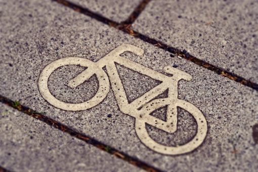 Radfahren ist nicht nur gut für die Gesundheit, sondern auch für das Klima. Daher setzt sich die Gemeinde Königsfeld unter anderem zum Ziel, Fahrradabstellanlagen an ÖPNV-Haltestellen zu installieren.Foto: Pixabay Foto: Schwarzwälder Bote
