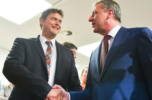 Die Konkurrenten: Mannheims Oberbürgermeister Peter Kurz (rechts, SPD) und der CDU-Kandidat Peter Rosenberger. Foto: dpa