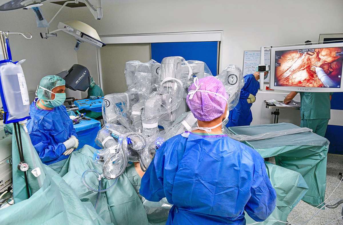 Auch am Nagolder Klinikum, hier ein Bild aus der Chirurgie, hat man mit Personalengpässen durch Corona zu kämpfen.