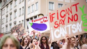 350 Menschen protestieren im Juli 2022 in München  gegen Sexismus, Victim Blaming und sexualisierte Gewalt Foto: IMAGO/aal.photo/IMAGO/Alexander Pohl