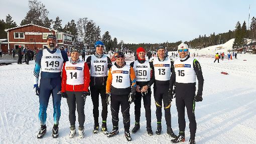 Sie nahmen mit Erfolg an der Tour in Schweden teil (von links):  Thomas, Silke, Armin Wolf, ­Thomas Brandmüller, Richie Arheit, Wursti und  Frank Nesensoh. Foto: Ski-Club Foto: Schwarzwälder-Bote