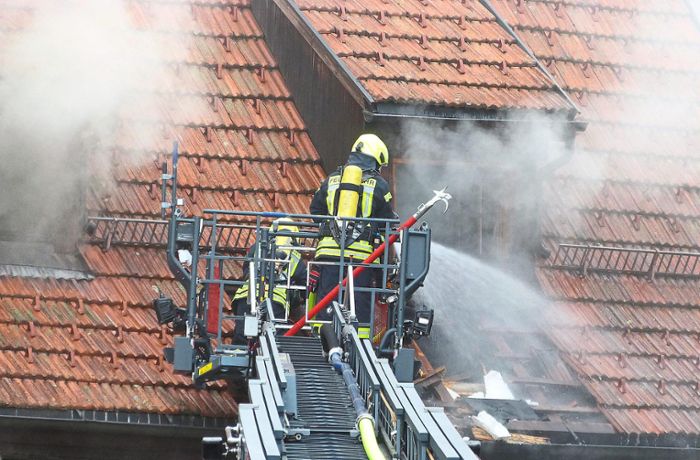 Gaststätte in Grüntal: Feuerwehr löscht Brand in der Galerie zur Mühle