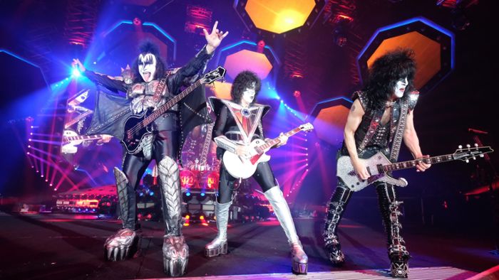 Kiss-Konzert nach Unwetter abgebrochen