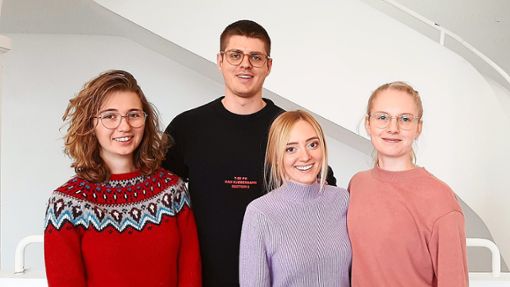 Die Gewinner des Wettbewerbs: Talitha Hölscher (von links), Moritz Ganghoff, Carolin Adamski und Nora Raab. Foto: Hochschule Pforzheim Foto: Schwarzwälder Bote