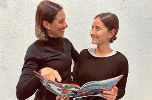 Ellen Hoch (links) und Marie Woidschützke haben die Turngala chorepgraphiert. Foto: Verein