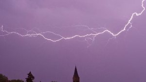 Wetterdienst kündigt Regen und Gewitter in Baden-Württemberg an