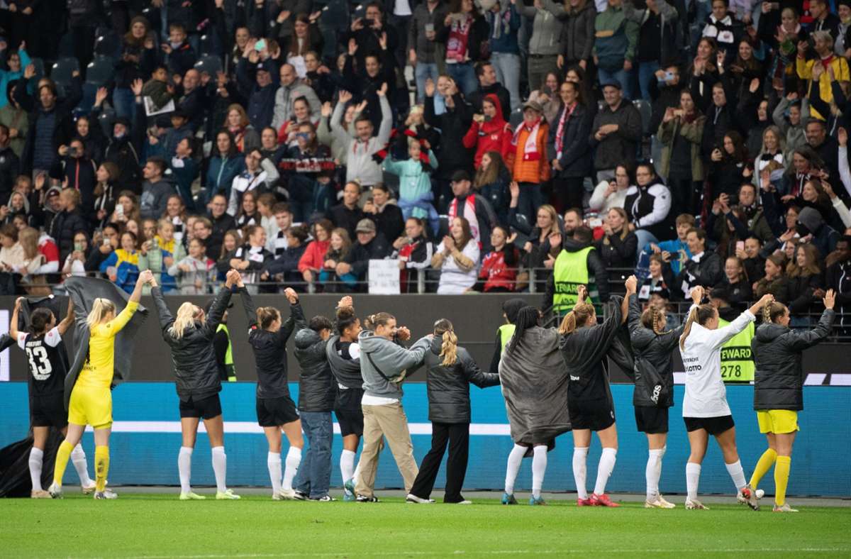 Auftakt der Bundesliga der Frauen. Foto: dpa/Sebastian Gollnow
