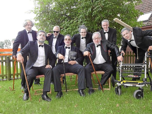 Als gealterte Comedian Harmonists präsentierte sich der A-Capella-Chor des Männergesangvereins Allmendshofen. Foto: Messmer Foto: Schwarzwälder-Bote