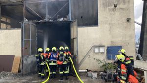 Produktionshalle von Volker Stetza Metallbau steht in Flammen