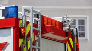 Erneut Holzstapel in Rottenburg in Brand gesetzt 