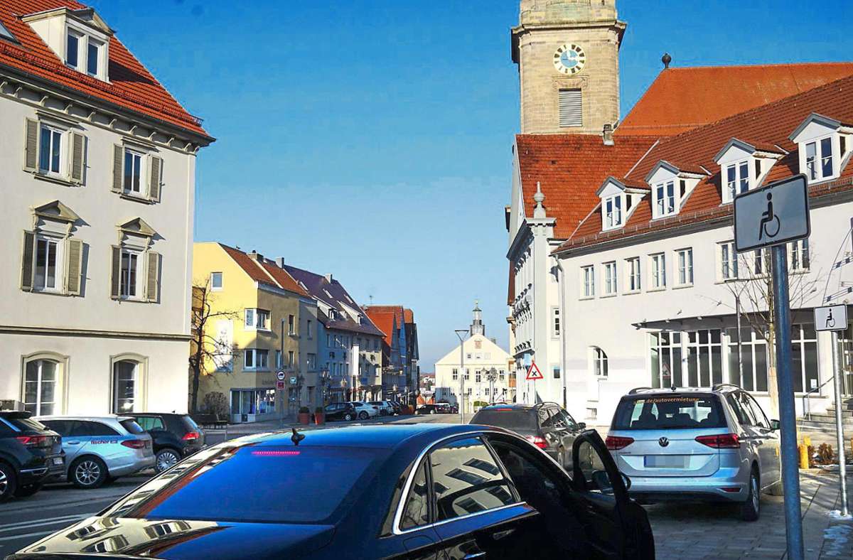 Weniger Autoverkehr in Hechingen – wie dieses Ziel des Projekt Klima Mobil erreicht werden soll, ist nach dem Scheitern der Marktplatz-Fußgängerzonen-Experiments wieder völlig unklar. Die anderen Projektstädte sind da teilweise schon viel weiter. Foto: Stopper