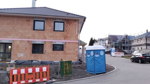 Rege Bautätigkeit herrscht derzeit im ersten Abschnitt des neuen Stettener Baugebietes „Schopfloch“. Foto: Thomas Kost