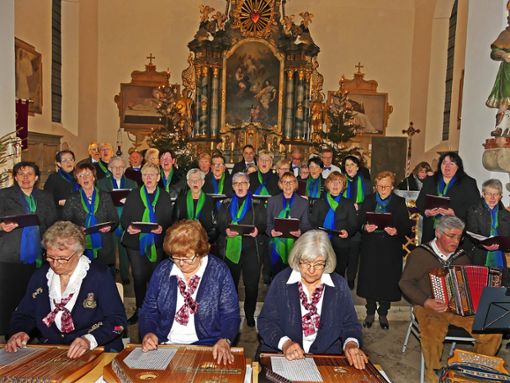 Außergewöhnliche Klänge: Ein besonderes Konzert haben die Besucher in der Kirche St. Verena erlebt. Foto: Grimm Foto: Schwarzwälder Bote