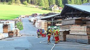 Förderbandanlage in Schonacher Sägewerk gerät in Brand
