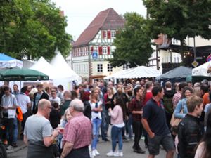 Das Fleckenfest lockte die Besucher nach Stammheim. Foto: Steffi Stocker