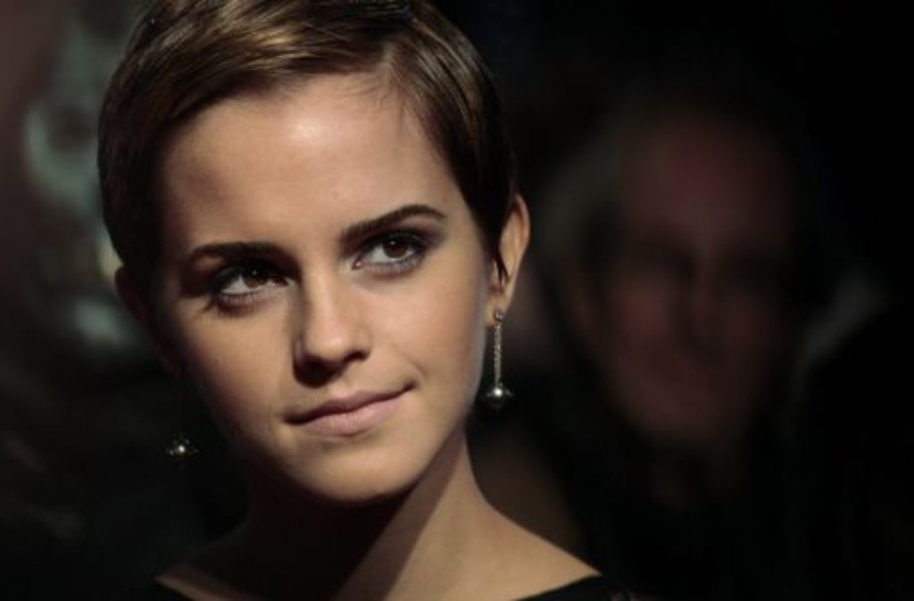 In einem Interview teilte Emma Watson nun der Öffentlichkeit mit, dass sie Bücher und Rockkonzerte liebt - ganz wie eine normale 22-Jährige. Sie liest ... Foto: AP