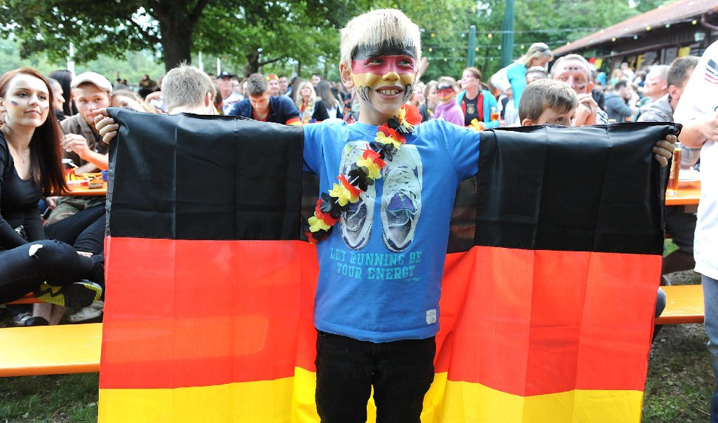 Deutschland ist Weltmeister, da feiert jeder mit. Foto: Hopp